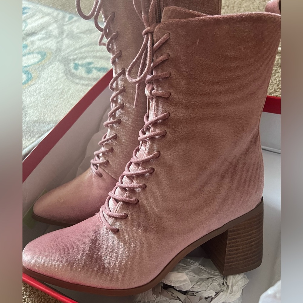 Crown & Ivy Blush Velvet Boots